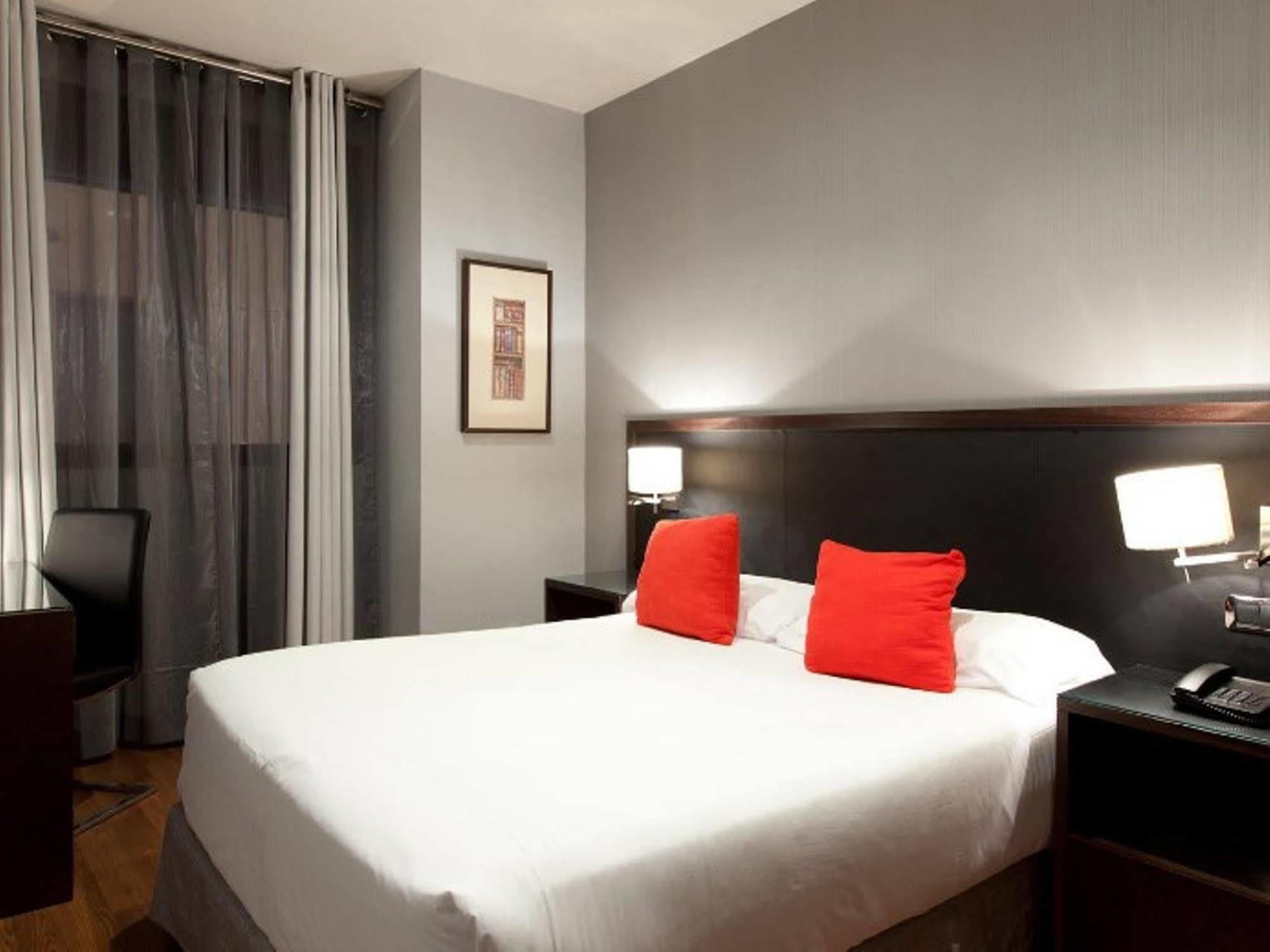 Suites Center Barcelona Luaran gambar